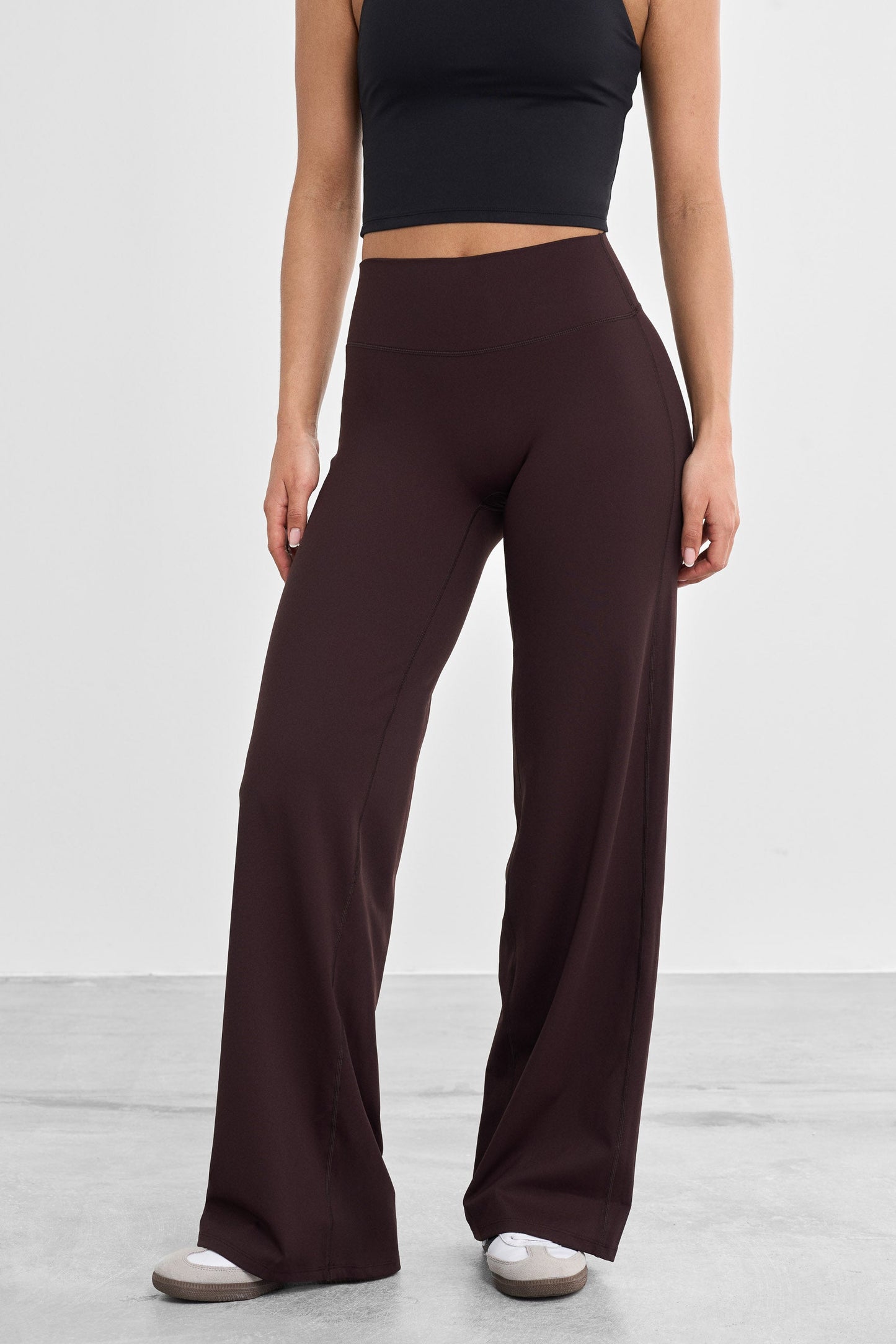 Signature Straight Leg Broek
