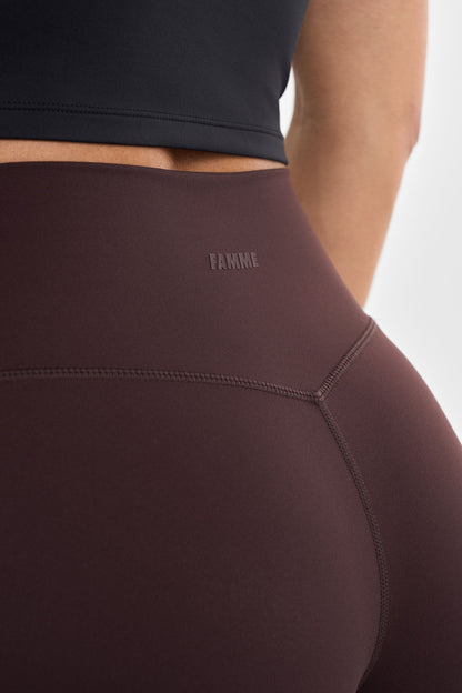 Signature Straight Leg Broek