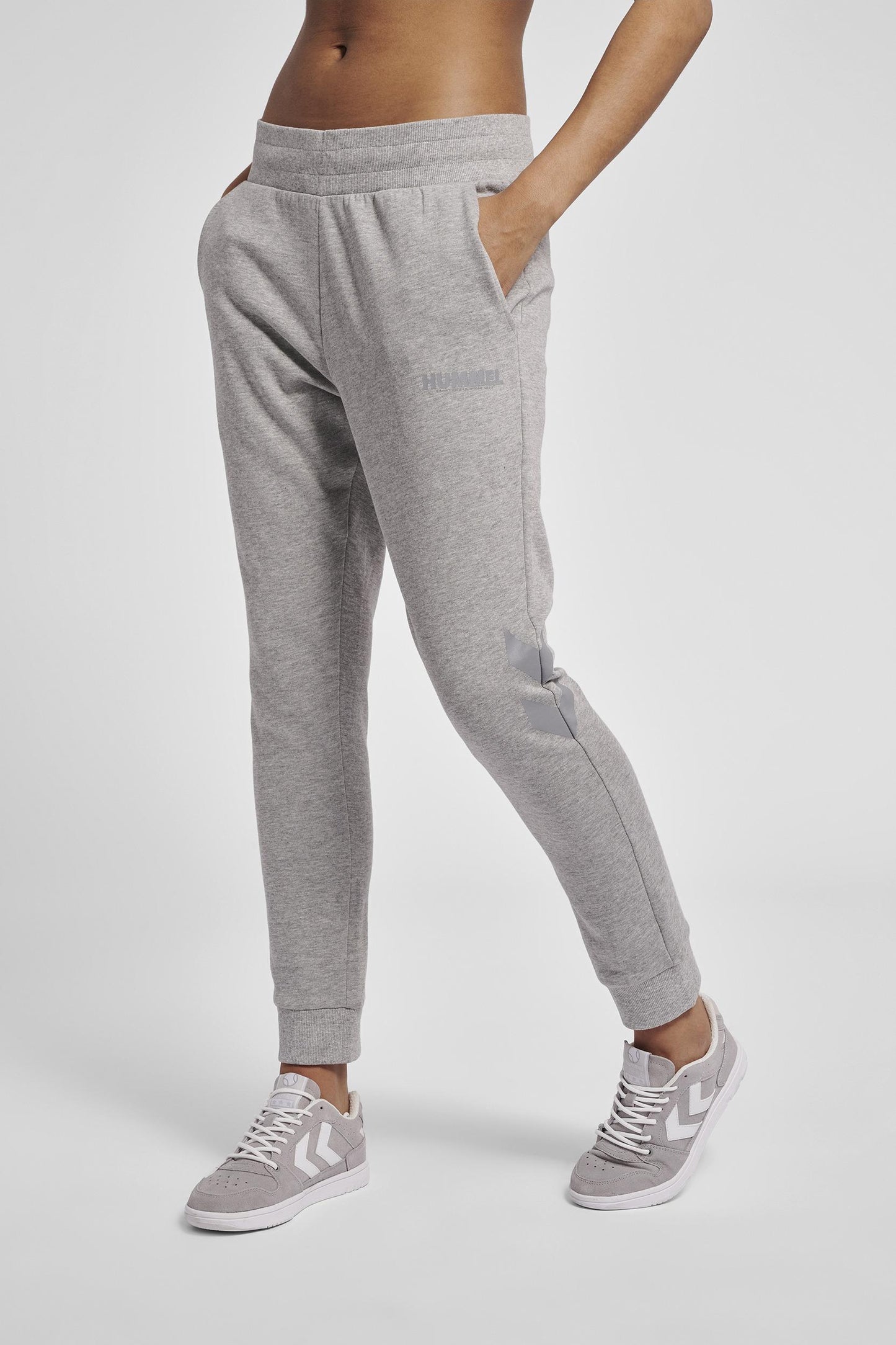 HUMMEL - Hmllegacy Woman Tapered Pants - Grey Melange