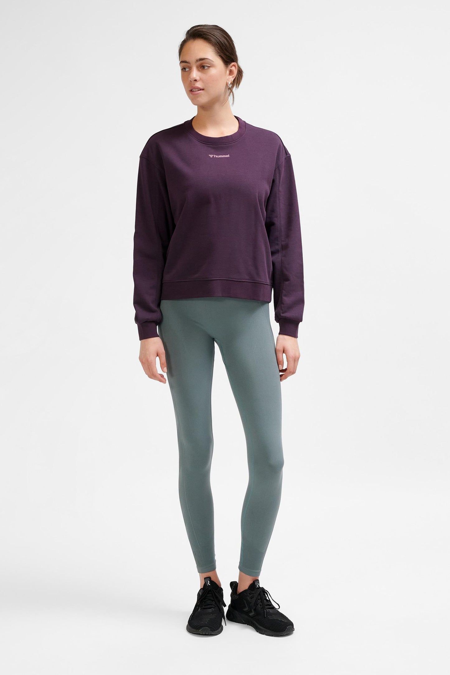 HUMMEL - Hmlmt Dhyani Sweatshirt - Plum Perfect