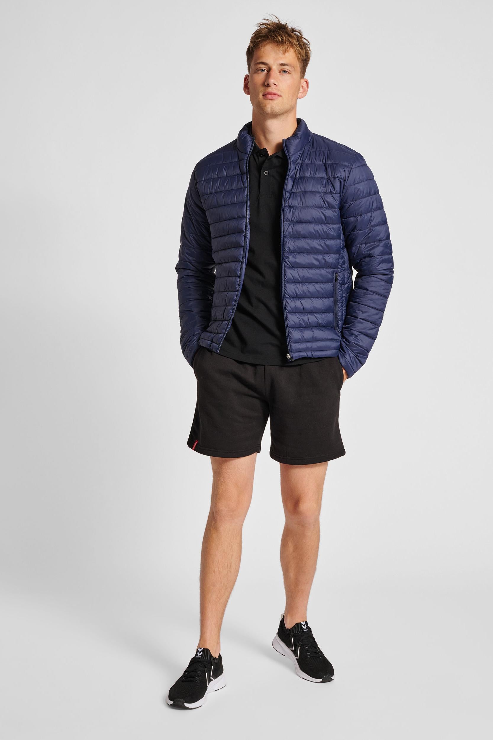 HUMMEL - Hmlred Quilted Jacket - Marine