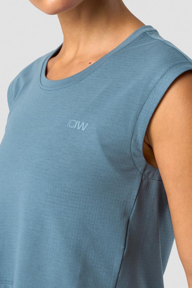 ICANIWILL - Stride Cropped Tank - Steel Blue