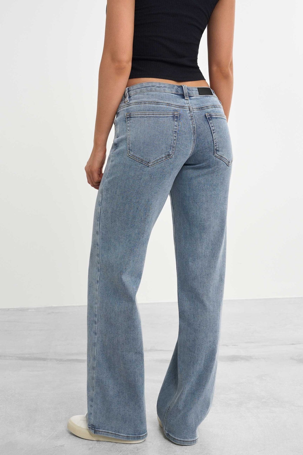 Low waist baggy jeans