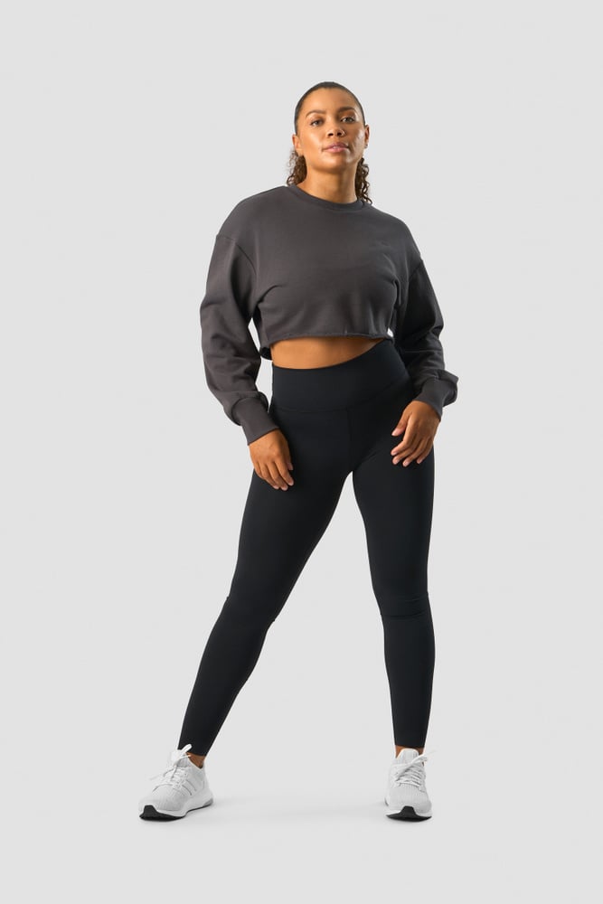 nimble cropped crewneck clay