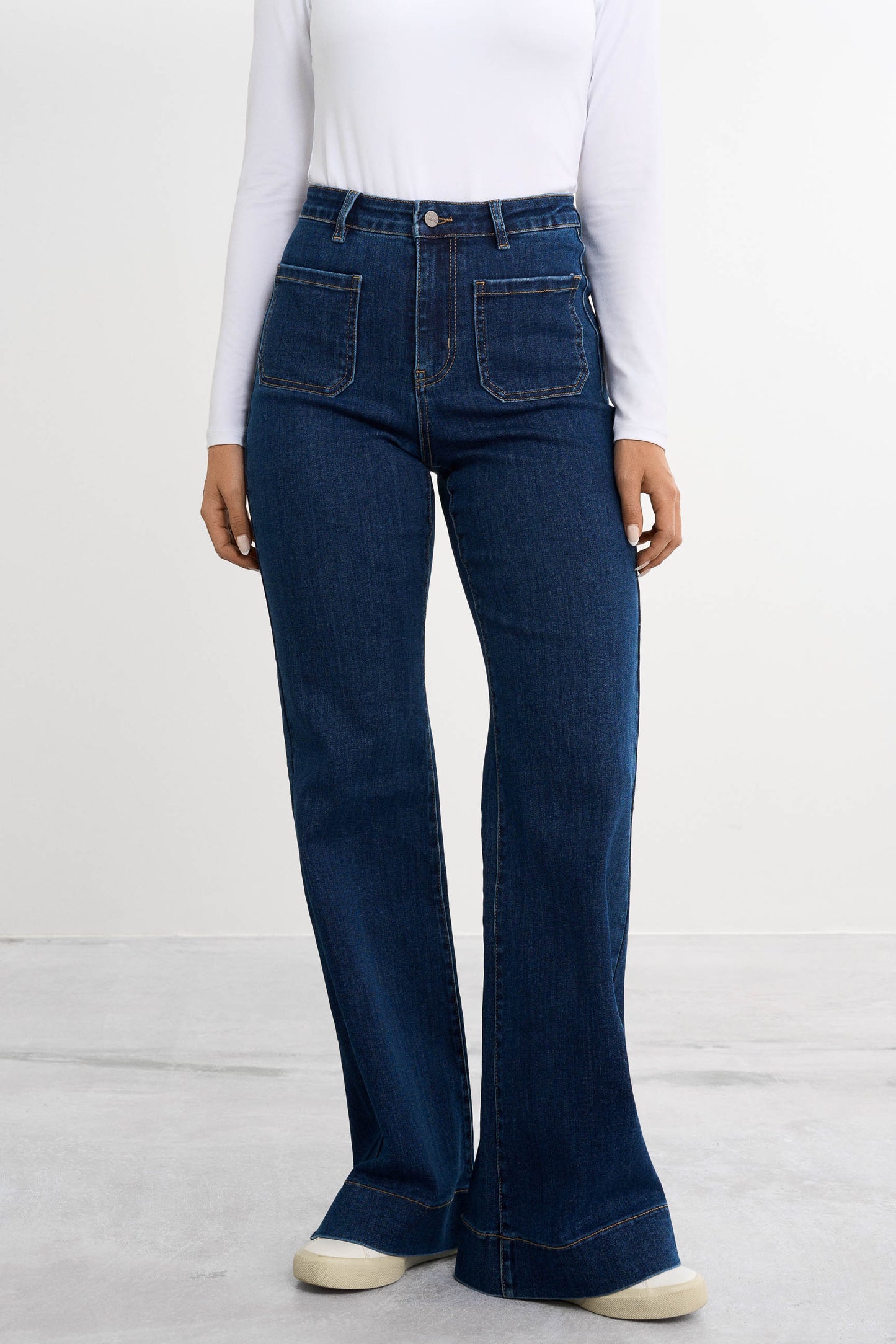 Retro flared jeans