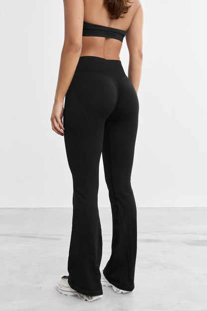 Sculpt Flared Legging