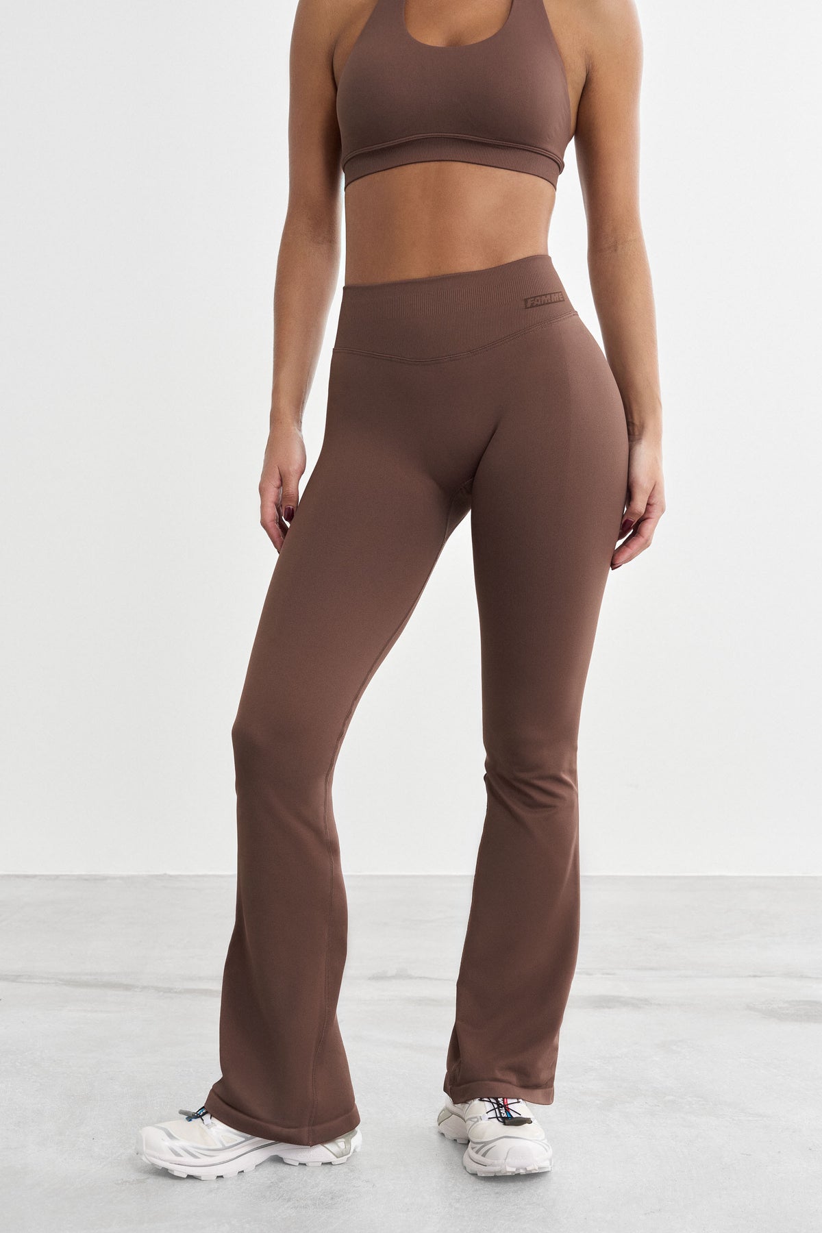 Sculpt Flared Legging