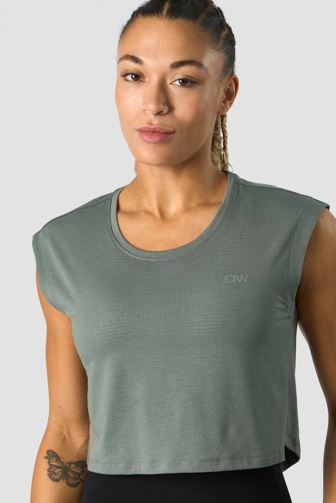 stride cropped tank wmn sea green