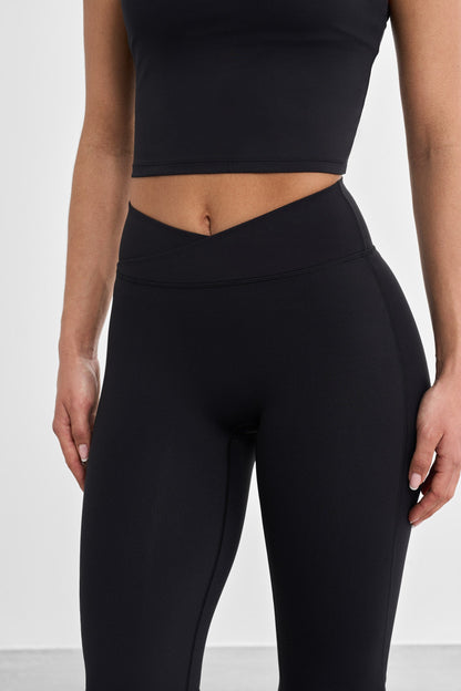 Signature Wrap Flared Legging
