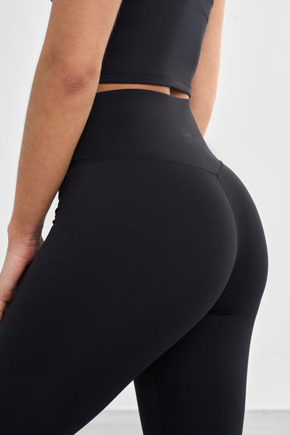 Signature Wrap Legging